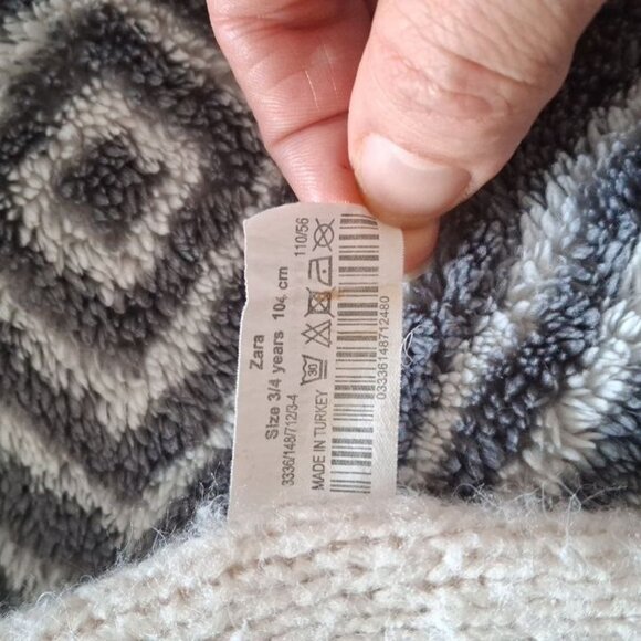 Zara Girls' White Cable Knit Sweater with Embroidered Collar - Size 3-4 Years - Picture 2 of 5